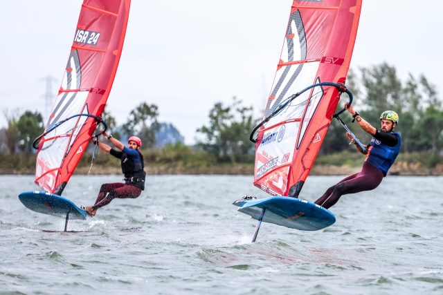 Schrijft Kiran Badloe, na het winnen van Expeditie Robinson, dit weekend in Almere weer een windsurf titel op zijn naam?